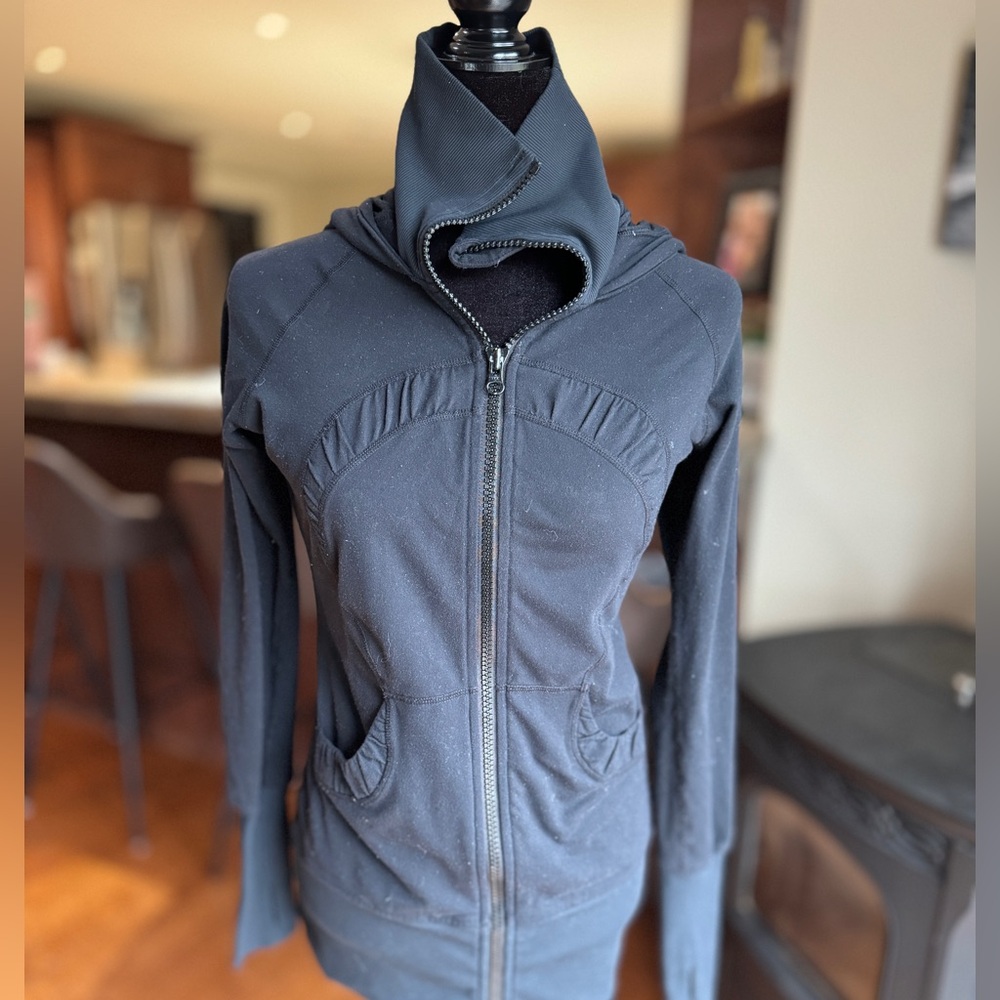 Lululemon zip up hoodie